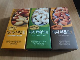 짜먹는 이지견과 짜먹는 이지아몬드, 짜먹는 이지허니피넛, 짜먹는 이지캐슈넛 각 10g X  10포 — 5점을 준 리뷰어가 2021년 2월 올린 사용 사진