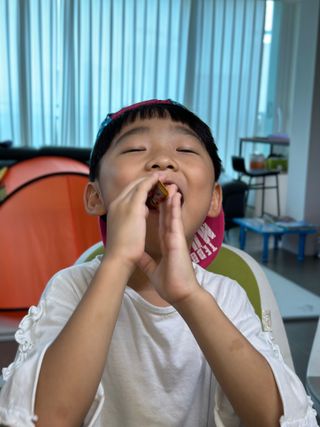 광동생활건강 비타500 팝핑스틱 — 5점을 준 리뷰어가 2023년 8월 올린 사용 사진