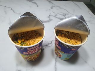 NISSIN 닛신 컵누들  4종 - 씨푸드오리지날, 씨푸드 스파이시, 씨푸드 커리, 씨푸드 XO소스 — 5점을 준 리뷰어가 2022년 5월 올린 사용 사진