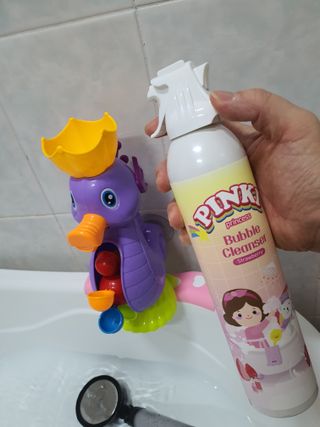 주식회사 권브라더스 [권브라더스] 목욕놀이 필수템, 핑키공주 유아버블클렌저 300ml 대용량 몽글몽글 구름 속 딸기향 — 5점을 준 리뷰어가 2022년 1월 올린 사용 사진