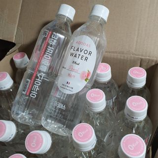아쿠아스 플레이버워터 [아쿠아스] 제로칼로리 플레이버워터 복숭아/청포도 1BOX 20개입 — 5점을 준 리뷰어가 2021년 4월 올린 사용 사진