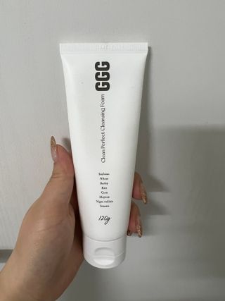 지지지 클린 퍼펙트 클렌징폼 120g — 5점을 준 리뷰어가 2022년 3월 올린 사용 사진