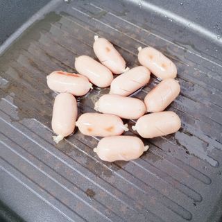 마에스트로 엑스트라버진 올리브 유 마에스트로 엑스트라버진 스페인 올리브유 — 5점을 준 리뷰어가 2022년 4월 올린 사용 사진