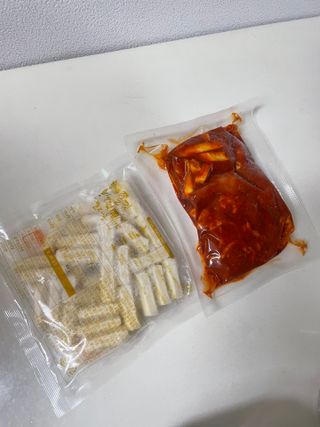 *구매평/프레시지 최현석 셰프의 닭갈비 떡볶이 (냉동) — 5점을 준 리뷰어가 2025년 9월 올린 사용 사진