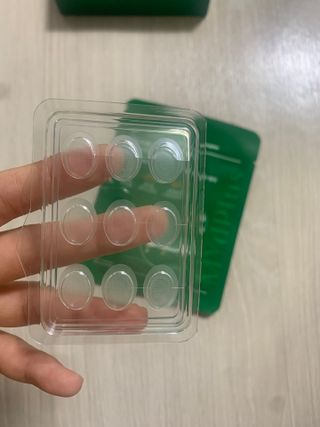 마이디플러스 트러블 릴리프 케어 마이크로 패치 1박스 2매 — 5점을 준 리뷰어가 2021년 11월 올린 사용 사진