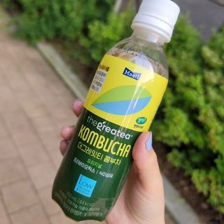 더그레잇티 콤부차 [매일유업] 더그레잇티 44kcal 콤부차 300ml *12개입 (오리지널 6개+베리리치 6개) — 5점을 준 리뷰어가 2023년 7월 올린 사용 사진