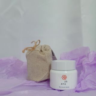 AYU25[아유트웬티파이브]다마스크로즈워터 베이스 천연 수분 촉촉 크림 — 4.5점을 준 리뷰어가 2021년 4월 올린 사용 사진