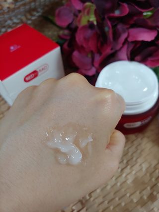 레드투래드 센서티브 슈퍼 크림 50ml — 5점을 준 리뷰어가 2021년 9월 올린 사용 사진