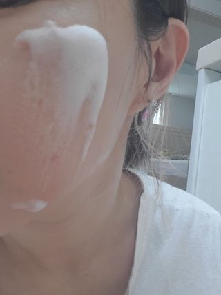 아이디플라코스메틱 아이디 브이로직 마이너스 필링 토너 110ml — 5점을 준 리뷰어가 2022년 5월 올린 사용 사진
