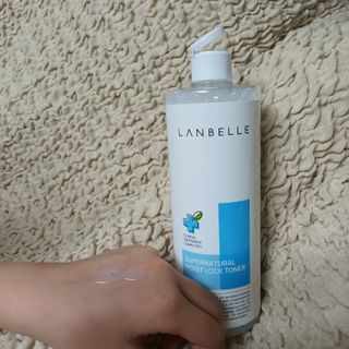 랑벨 수퍼내츄럴 수분잠금 토너 500ml (수분, 보습, 피부장벽 토너) — 5점을 준 리뷰어가 2022년 4월 올린 사용 사진