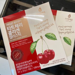 자연에온 가득담은 몽모랑시 타트체리 콜라겐 젤리스틱 — 5점을 준 리뷰어가 2021년 1월 올린 사용 사진
