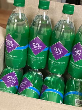 몽베스트 Montbest with Sparkling water Plain 20병 — 5점을 준 리뷰어가 2021년 10월 올린 사용 사진