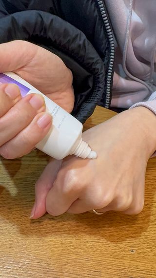 바노바기 코스메틱 바노바기 밀크 씨슬 스킨 리페어링 스타터 키트 — 5점을 준 리뷰어가 2024년 1월 올린 사용 사진