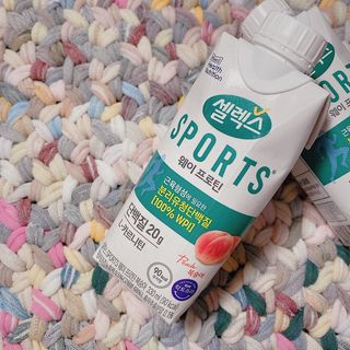 셀렉스스포츠 셀렉스 스포츠 웨이 프로틴 복숭아_ 330ml x 12팩 — 3.5점을 준 리뷰어가 2021년 10월 올린 사용 사진