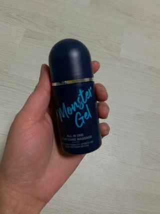 [바록스] 류현진 올인원 바디릴렉싱 몬스터겔 50ml — 5점을 준 리뷰어가 2021년 3월 올린 사용 사진