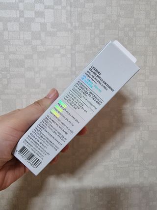 리더스코스메틱 리더스 카밍 바이오틱스 선 에센스 SPF 50+ PA++++ — 5점을 준 리뷰어가 2022년 6월 올린 사용 사진