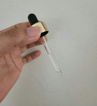 스킨큐어 산다화 비타민c 화이트닝 에센스 30ml — 4점을 준 리뷰어가 2023년 7월 올린 사용 사진