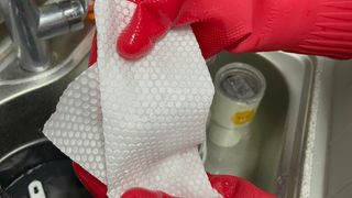 부직포나라 중금속유해물질ZERO 뜯어쓰는 주방 일회용수세미 60매 2매 — 5점을 준 리뷰어가 2022년 12월 올린 사용 사진