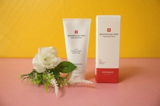 바디셀런스 벤토나이트 데일리 약산성 딥클렌징폼 120ml — 5점을 준 리뷰어가 2021년 12월 올린 사용 사진