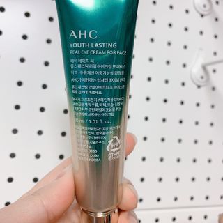 [NEW 탄력유턴 아이크림] AHC 유스 래스팅 리얼 아이크림 포 페이스 — 5점을 준 리뷰어가 2021년 3월 올린 사용 사진