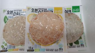 굽네몰 [굽네] 탱글탱글 닭가슴살볼 3종, 닭가슴살 오븐 스테이크 3종 — 5점을 준 리뷰어가 2021년 5월 올린 사용 사진