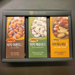 짜먹는 이지견과 짜먹는 이지아몬드, 짜먹는 이지허니피넛, 짜먹는 이지캐슈넛 각 10g X  10포 — 4.5점을 준 리뷰어가 2021년 3월 올린 사용 사진