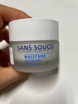 산수시 아쿠아 베네핏 24h 수부지 물광 속건조 수분크림 50ml — 5점을 준 리뷰어가 2021년 7월 올린 사용 사진