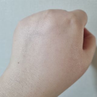 아이앤립 / EYENLIP 아이앤립 24K 골드 N 펩타이드 앰플 크림 — 5점을 준 리뷰어가 2021년 3월 올린 사용 사진