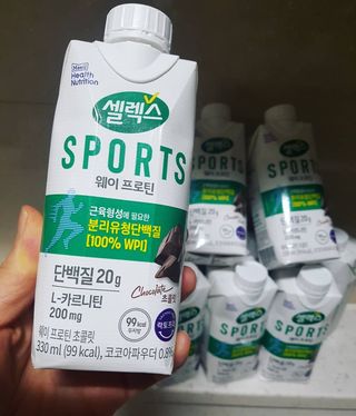 셀렉스스포츠 셀렉스 스포츠 웨이 프로틴 초콜릿 _ 330ml x 12팩 — 5점을 준 리뷰어가 2021년 3월 올린 사용 사진
