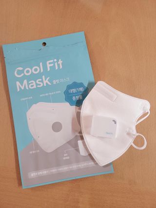 주식회사 휴레브 Cool Fit(마스크 공기 순환 장치) — 4점을 준 리뷰어가 2022년 11월 올린 사용 사진