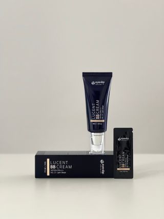 아이앤립 / EYENLIP 아이앤립 루센트 비비크림 2 Color — 4.5점을 준 리뷰어가 2021년 7월 올린 사용 사진