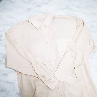 아르보노브라 아르보노 낮노밤노 셔츠 — 5점을 준 리뷰어가 2021년 5월 올린 사용 사진