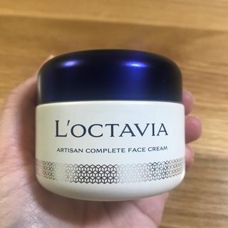록타비아 Artisan Complete Face Cream — 5점을 준 리뷰어가 2023년 10월 올린 사용 사진