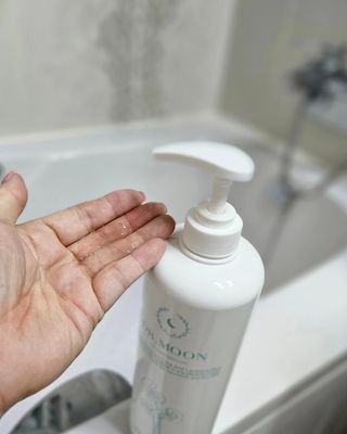 [닥터문] 센텔라 시카케어 화이트머스크 바디워시 1000ml — 5점을 준 리뷰어가 2023년 5월 올린 사용 사진