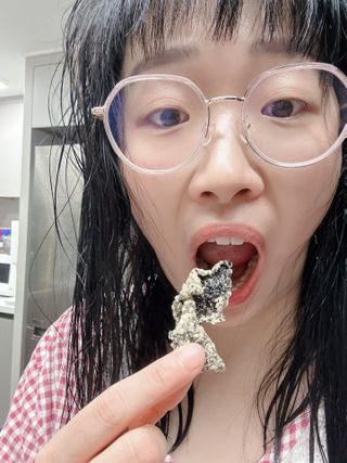 오봉산꽃부각 [만나식품] 오봉산 꽃부각 3가지 맛(오리지널, 새우맛, 매운고추맛) — 5점을 준 리뷰어가 2022년 12월 올린 사용 사진