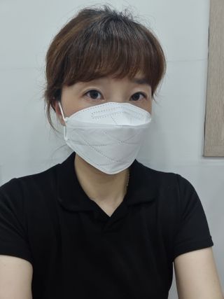 케이파이 나날마스크 [케이파이 나날] KF94 마스크 50매입 (개별포장) ,  여름에도 좋은 숨쉬기 편한 순수 국산 마스크 — 5점을 준 리뷰어가 2022년 8월 올린 사용 사진