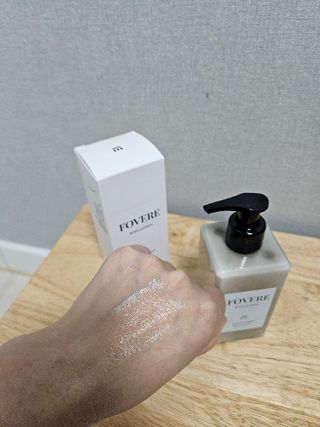테이크어샤워 [쿠팡+할인쿠폰+무료배송] 포베레 바디로션 FOVERE BODY LOTION 250ML — 5점을 준 리뷰어가 2025년 10월 올린 사용 사진
