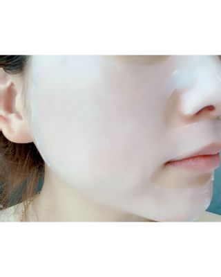 리브얼 | LIVALL 바이오셀룰로오스 마스크 레스트 앤 글로우 33ml  x 3개입 — 5점을 준 리뷰어가 2022년 6월 올린 사용 사진