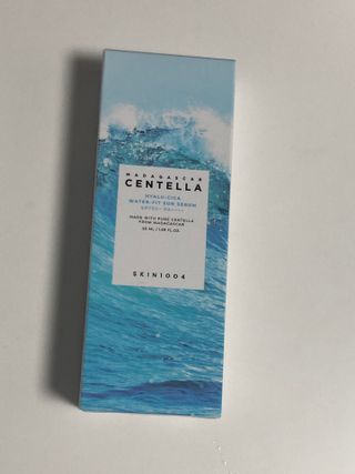 [스킨1004] 마다가스카르 센텔라 히알루-시카 워터핏 선세럼 50ml — 5점을 준 리뷰어가 2024년 5월 올린 사용 사진