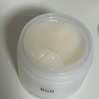 비엔디 2NOW[한글]BnD 바디 주름개선 엉덩이크림 — 5점을 준 리뷰어가 2025년 2월 올린 사용 사진