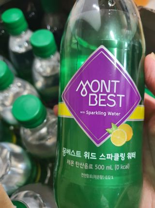 몽베스트 Montbest with Sparkling water Lemon OR Lime 20병(랜덤) — 5점을 준 리뷰어가 2022년 9월 올린 사용 사진