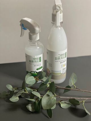 [엠메이데이] 그린티 피톤치드 감쪽같이 500ml + 손소독액 50ml — 5점을 준 리뷰어가 2021년 12월 올린 사용 사진