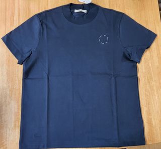 로서울 High Neck T-Shirt Navy, Gray — 5점을 준 리뷰어가 2021년 5월 올린 사용 사진