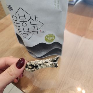 오봉산꽃부각 [만나식품] 오봉산 꽃부각 3가지 맛(오리지널, 새우맛, 매운고추맛) — 5점을 준 리뷰어가 2022년 12월 올린 사용 사진