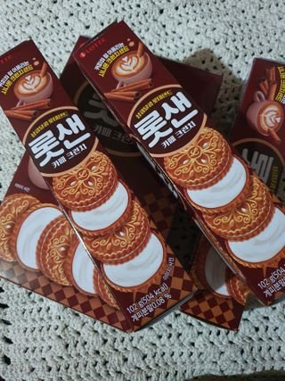 롯데제과 롯샌 카페크런치 — 5점을 준 리뷰어가 2021년 10월 올린 사용 사진