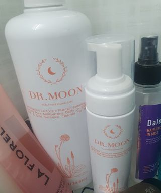 MF프리 [닥터문] 유산균 락토케어 질경초 여성청결제 200ml (폼타입) — 5점을 준 리뷰어가 2022년 9월 올린 사용 사진