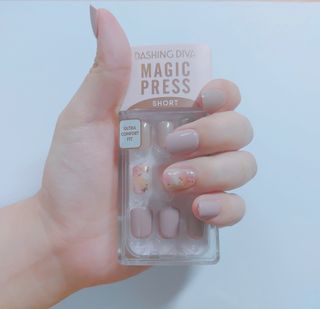 데싱디바 매직프레스 가을신상 숏 스퀘어_3종 중 택1 — 5점을 준 리뷰어가 2021년 9월 올린 사용 사진