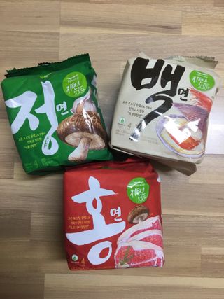 [풀무원] 자연은맛있다 정면, 백면, 홍면  세트 — 5점을 준 리뷰어가 2021년 4월 올린 사용 사진