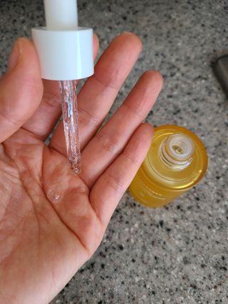 체르엠 스템앤셀 비타민 브라이트닝 에센스 30ml 1개 — 5점을 준 리뷰어가 2021년 12월 올린 사용 사진