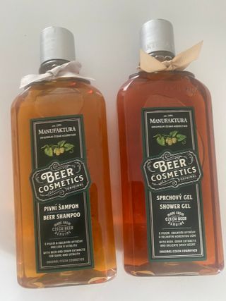 체코 비건화장품 마뉴팍투라 향좋은 천연 맥주샴푸 맥주샤워젤 — 5점을 준 리뷰어가 2022년 5월 올린 사용 사진